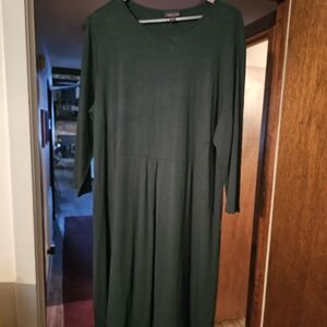 Elegant Green Long Sleeve Dress